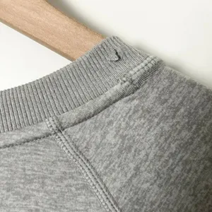 Vuori Woman's Halo DreamKnit Pullover Crewneck Sweatshirt Heather Grey Medium thumbnail 5