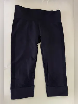 Lululemon Seamless Street Crop Capri Leggings Dark Navy Size 8 thumbnail 5