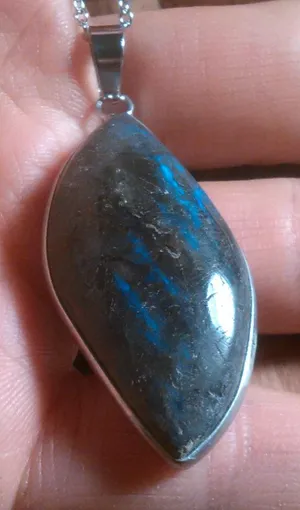 Malagasy Labradorite Stainless Steel Pendant Necklace thumbnail 1