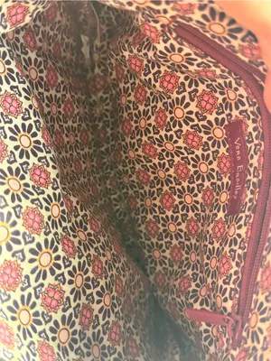D6. Vera Bradley Pink Medallion Crossbody Bag thumbnail 4
