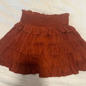 Vestique Women’s Small Tiered Ruffle Skirt Size M thumbnail 1