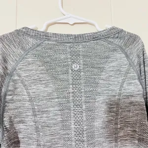 Lululemon Swiftly Tech Long Sleeve Shirt Gray Size 4 Running Athletic thumbnail 5