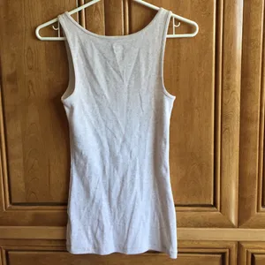 Fitted tank top thumbnail 4