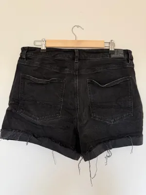 American Eagle Mom Jean Shorts thumbnail 2