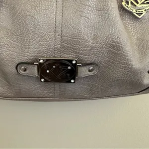 Kathy Van Zeeland purse blush pink with metallic silver gray finish thumbnail 2
