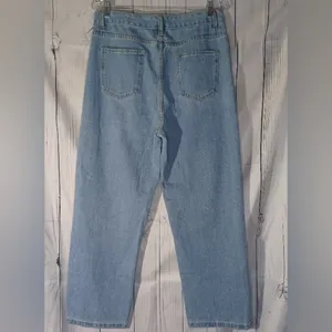 RealTakai Barrel Leg Baggy Light Wash Blue Denim Jeans NWT thumbnail 2