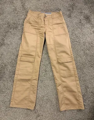 Women’s VIP JEANS Beige Cargo Pants Size 5/6 Baggy Pants Cream EUC thumbnail 1