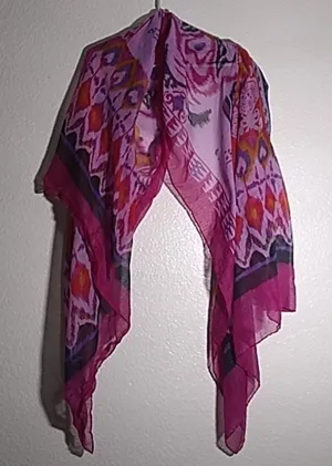 FINAL MARKDOWN 𝅺Ladies' Large Printed Scarf thumbnail 1