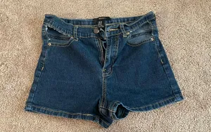 Forever 21 Shorts thumbnail 1