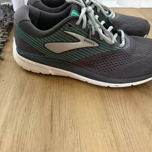 Brooks Addiction 14 Women's Size 11 thumbnail 5