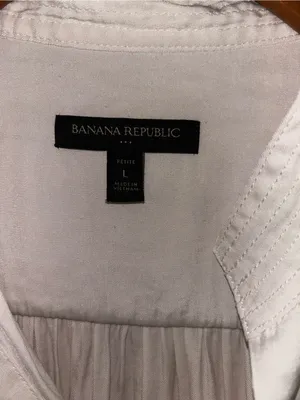 Banana Republic Cream Button-Front Pleated Long-Sleeve Blouse thumbnail 2