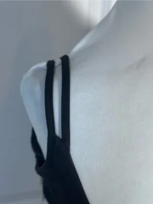LUYAA Sports Bra Small Black Backless Twist Padded Strappy Yoga Workout Crop Top thumbnail 6