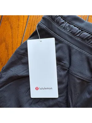 Lululemon Dance Studio Short High Rise 3.5” Black Size 6 NWT thumbnail 4