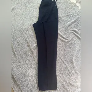Black Women's Knit Ankle Pants Size 10 thumbnail 5