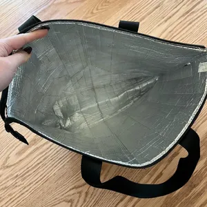 Victoria’s Secret cooler tote bag thumbnail 5