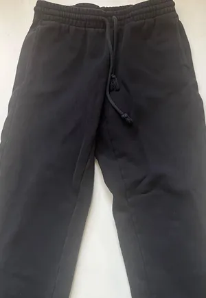 Aritzia tna sweatpants thumbnail 1