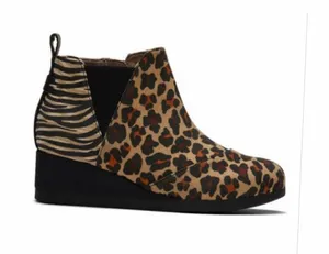 NWT TOMS Beige Animal-Print Kelsey Suede Boot Brown Black SZ-6 thumbnail 1