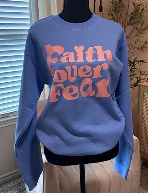 NEW FAITH OVER FEAR SWEATSHIRT 100% cotton Christian religious Jesus God thumbnail 1