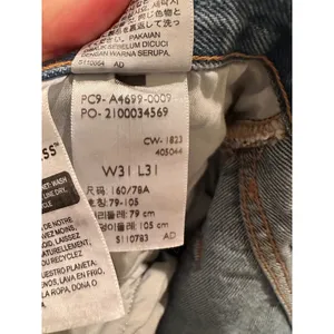 Levis 501‎ 81 High Rise Tapered Jeans Blue Denim 31x31 NWT thumbnail 9