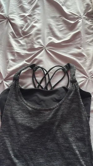 Lululemon Tank thumbnail 6