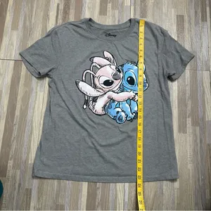 Disney Gray T-Shirt with Stitch and Angel Graphic Size Medium thumbnail 5
