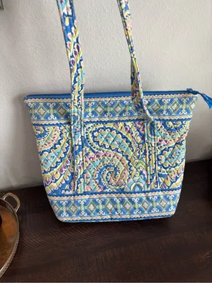 Retired Capri Blue Paisley Vera Bradley Tote & Wallet thumbnail 4