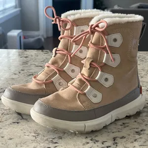 Sorel Tan and White Winter Boots thumbnail 1