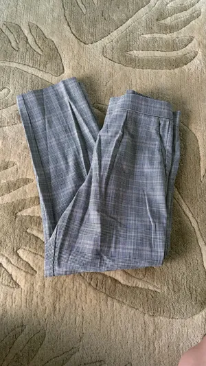 Aritzia Babaton Women’s Conan Grey Plaid Cropped Work Pants Size 6 thumbnail 3