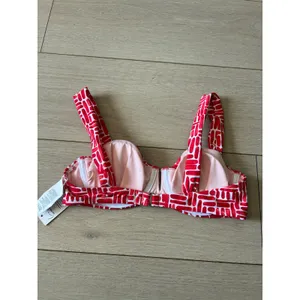 Cupshe Red White Geometric Underwire High Waisted Bikini Set Size S thumbnail 5