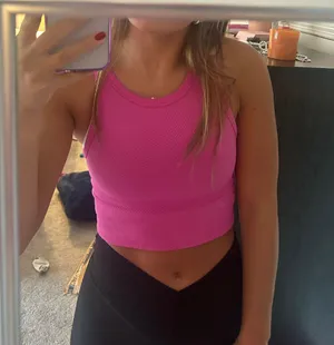 NIKIBIKI Cropped Seamless Top thumbnail 1