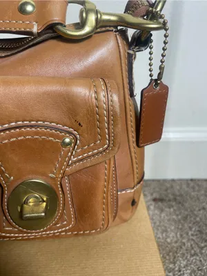 Vintage Coach Y2K Legacy Leather Bag with Double Turnlock thumbnail 5