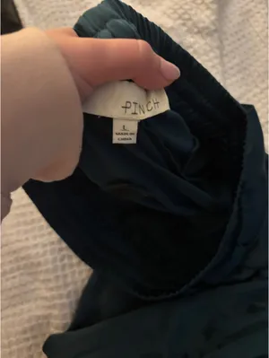 Silky green pants thumbnail 2