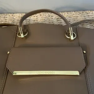 Steve Madden Large Light Brown Faux Leather Convertible Shoulder Tote‎ Bag Purse thumbnail 4
