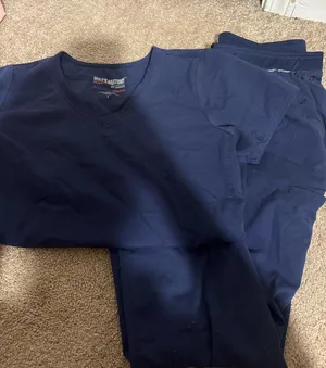 Greys anatomy scrub set  thumbnail 1