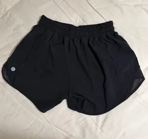Lululemon Hotty Hot Shorts Black 4" 4 thumbnail 1