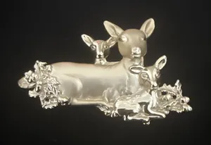 Vintage Danecraft Deer Fawn Doe Brooch 1980s Brushed Gold Tone Pin Signed thumbnail 1