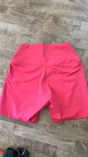 Nike Shorts Dri-Fit Pink Women’s thumbnail 2