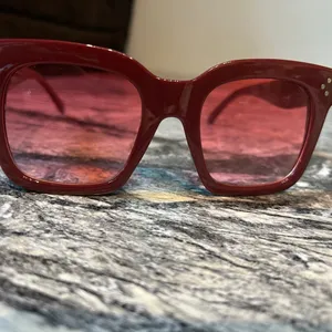 Stylish Red Sunglasses with Red Lens thumbnail 9