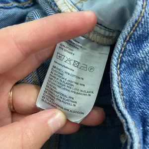 NWOT H&M women's‎ dark medium wash blue denim straight cut stretch jeans pants 2 thumbnail 7
