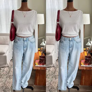 BDG Urban Outfitters Light Wash Mom Jeans High Waist Straight Leg W28 thumbnail 3