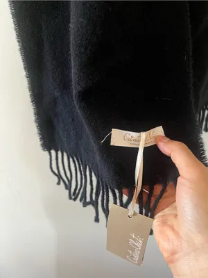 100% Wool Black Fringe Scarf Womens Soft Cozy WInter Classic Minimalist NWT thumbnail 2