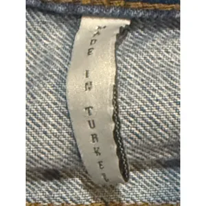 One Teaspoon Bandits Trucker Denim Distressed Raw Hem jorts Size 27 thumbnail 5