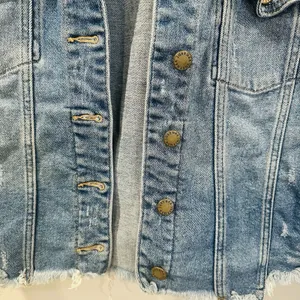 Just USA Boutique Women Distressed Blue Staircase Hem Jean Jacket Button Up-Med thumbnail 6
