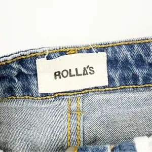 Rolla’s Original Short High Rise Cut Off Medium Juliet Wash Blue Denim Shorts thumbnail 15