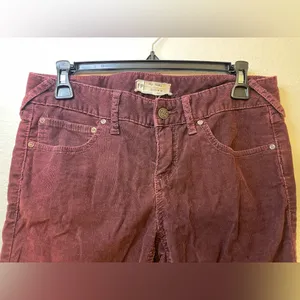 Free People Women’s Burgundy Corduroy Velvet Skinny Straight Leg Pants Size‎ 28 thumbnail 4