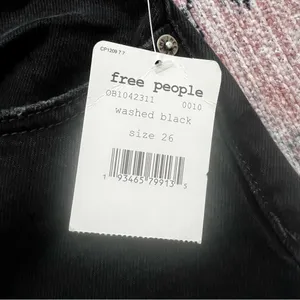 Free People We The Free‎ Maggie Jeans NWT Midrise Straight Size 26 Washed Black thumbnail 5