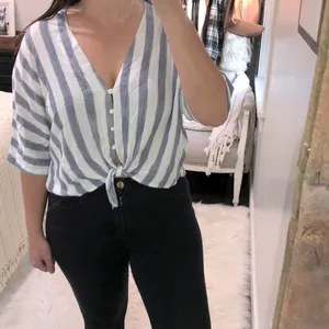 Storia size large blue striped tie front top thumbnail 2