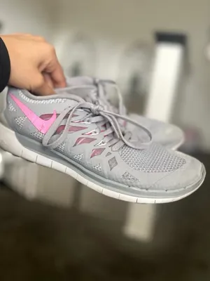 Nike Women’s Shoes Size 8 0131 thumbnail 2