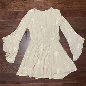 Free People sz 10 flowy beige dress thumbnail 1