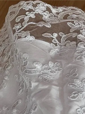 #W 48 - 14 Tea Length Bridal Dress. Large/Size 14 thumbnail 6